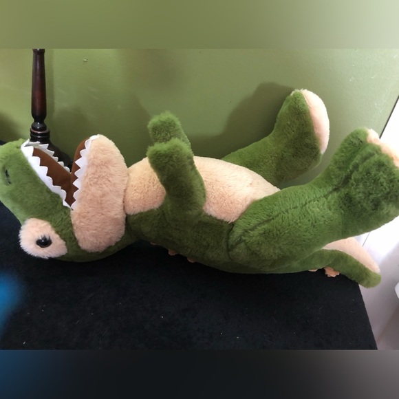 Large 20”inches Stuffed Tyrannosaurus plush dinosaur - Picture 8 of 14